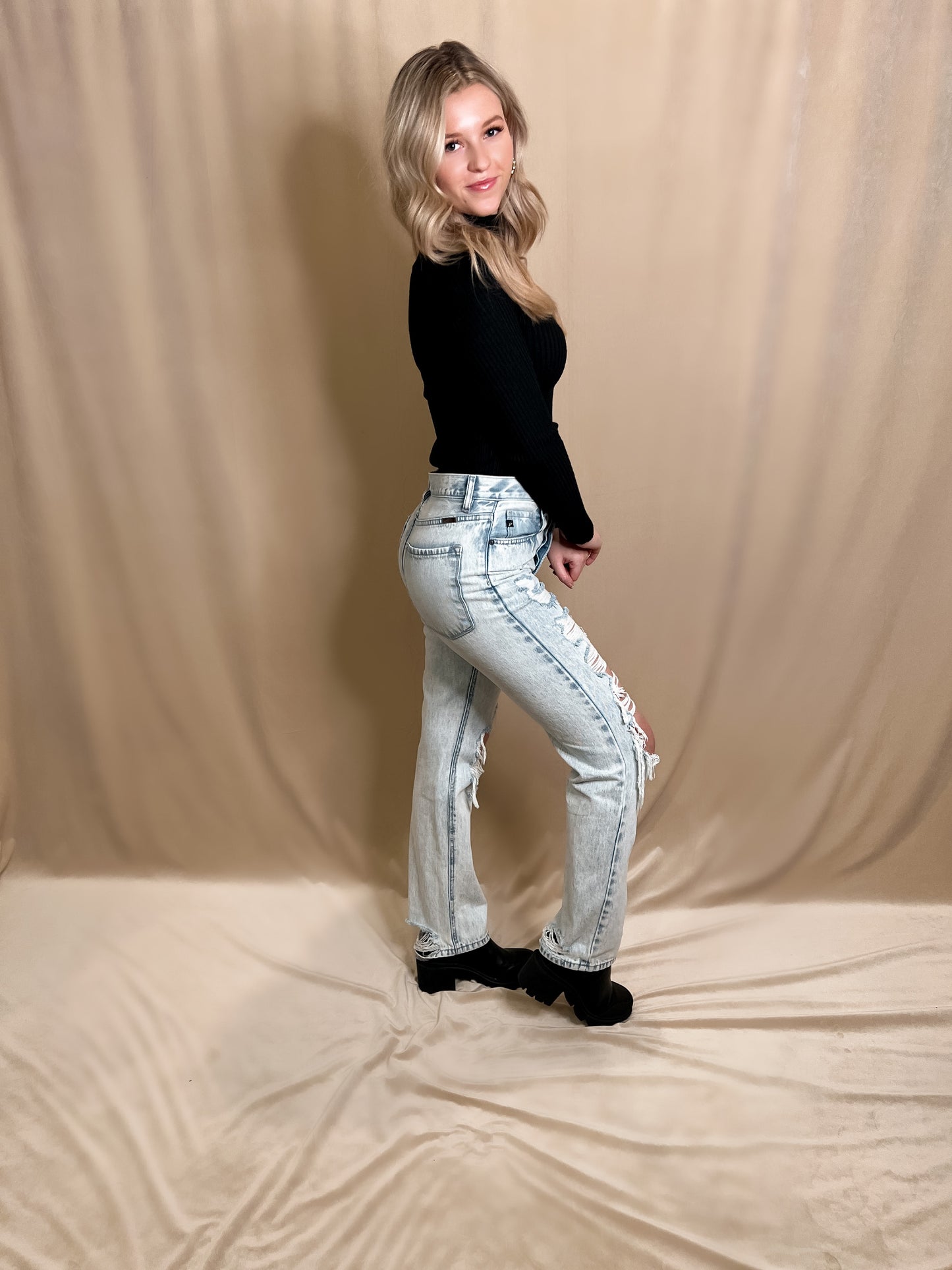 Ultra High Rise Boyfriend Jean
